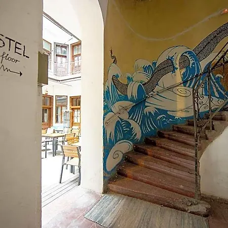 Hostel Cornel