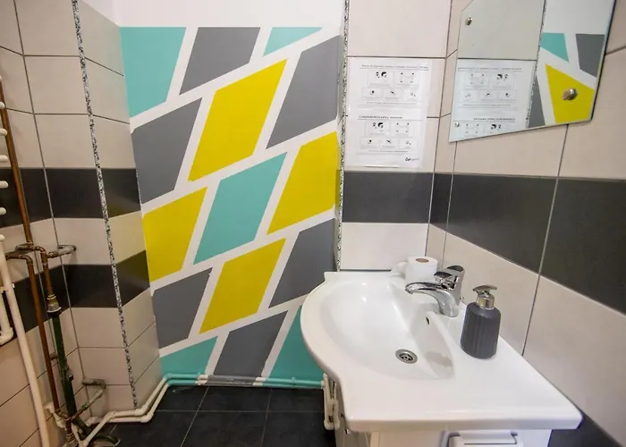 Cornel * تيميشورا