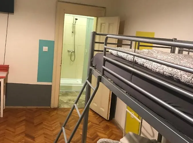 Cornel تيميشورا